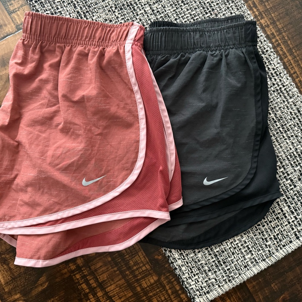 Nike Women's Athletic Shorts - Black and Pink